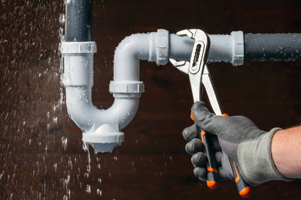 Professional Leak Detection technician working in Wallburg, NC
